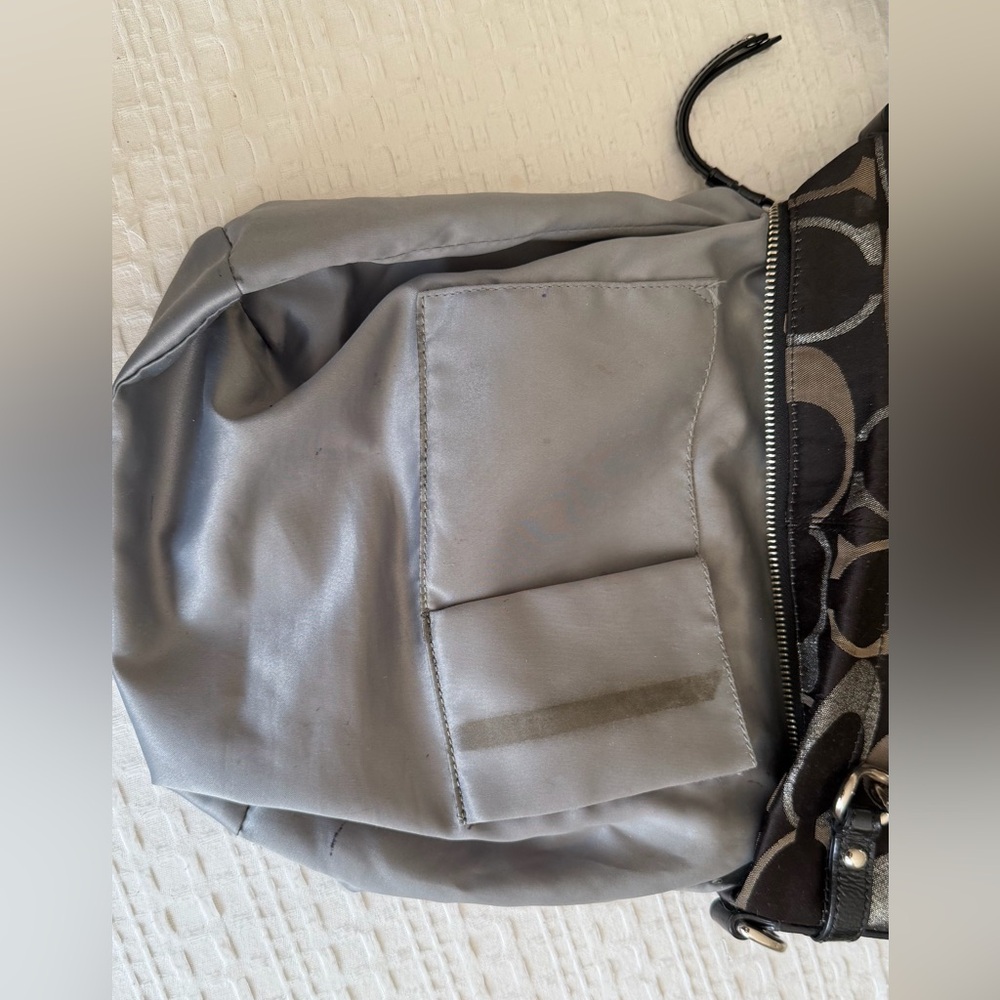 Black coach purse - Picture 5 of 6